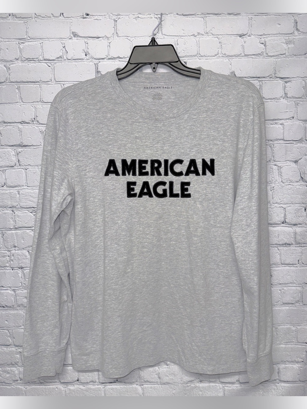 AEO Logo Long Sleeve Tee